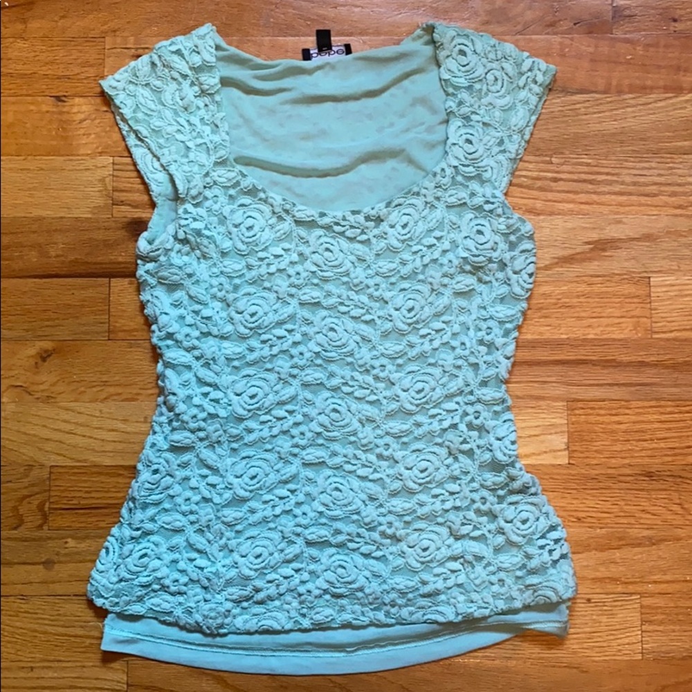 Bebe lace floral top